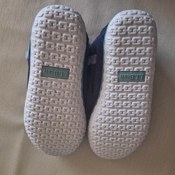 L.L. Bean Women’s Fleece Lined Slip on Insulated Shoes Booties Size 10 - Picture 7 of 10